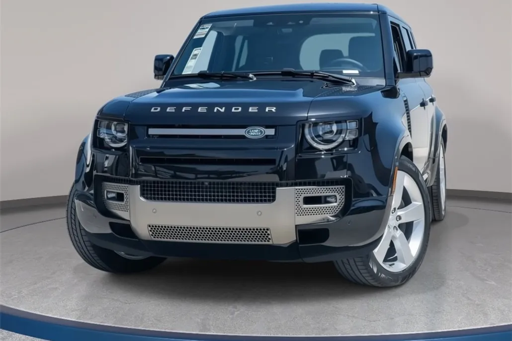 2025 Land Rover Defender 110 X-Dynamic SE photo 1