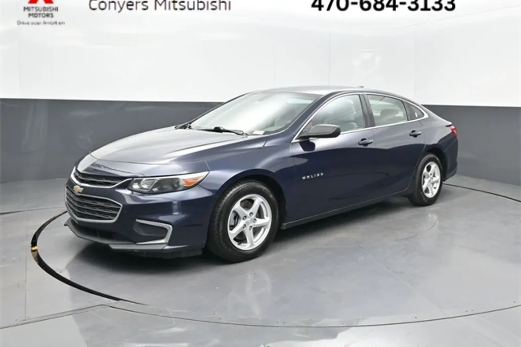 2018 Chevrolet Malibu LS photo 1