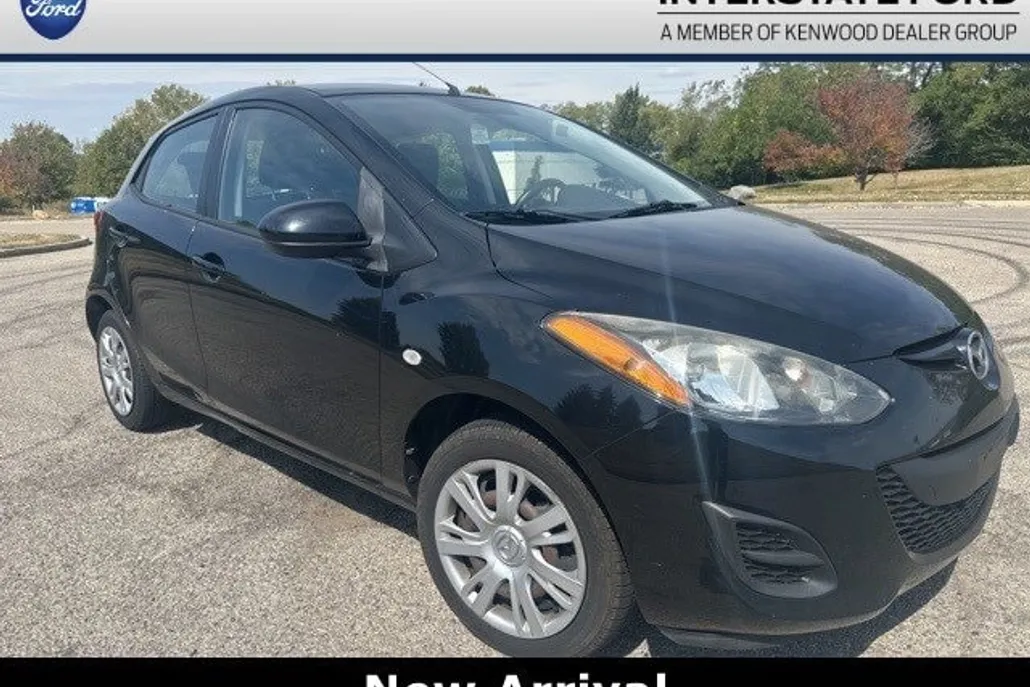 2014 Mazda Mazda2 Sport photo 1