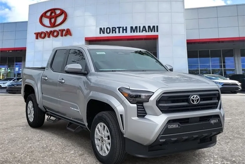 2025 Toyota Tacoma SR5 photo 1