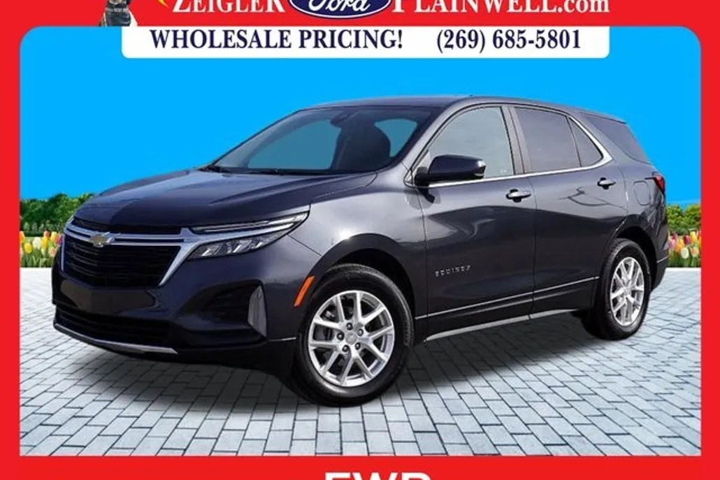 2023 Chevrolet Equinox LT photo 1