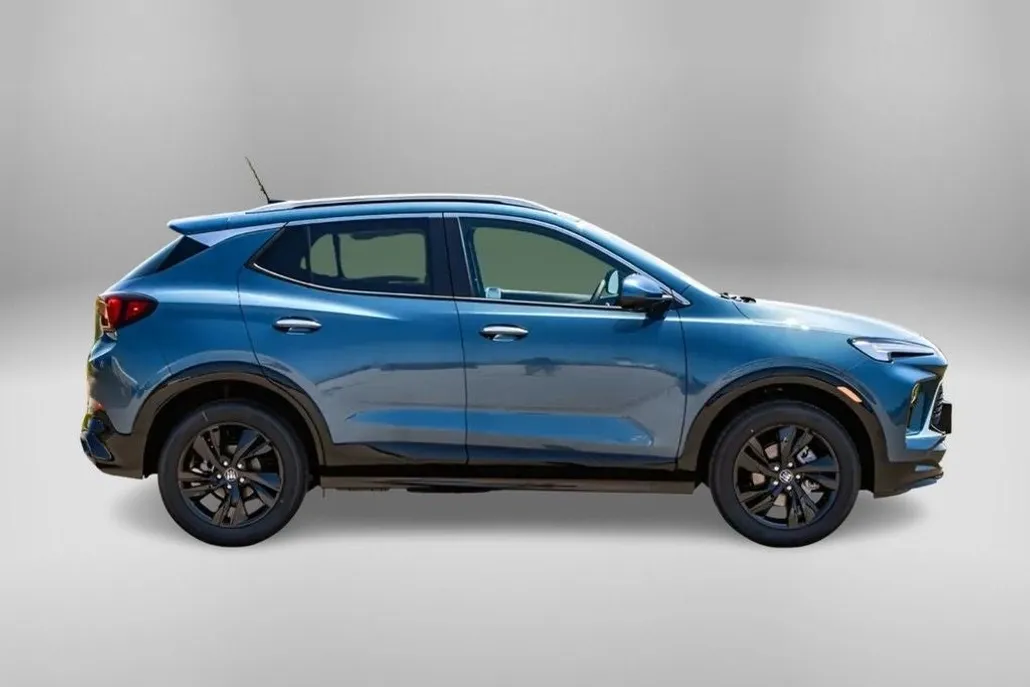 2026 Buick Encore GX Sport Touring photo 1