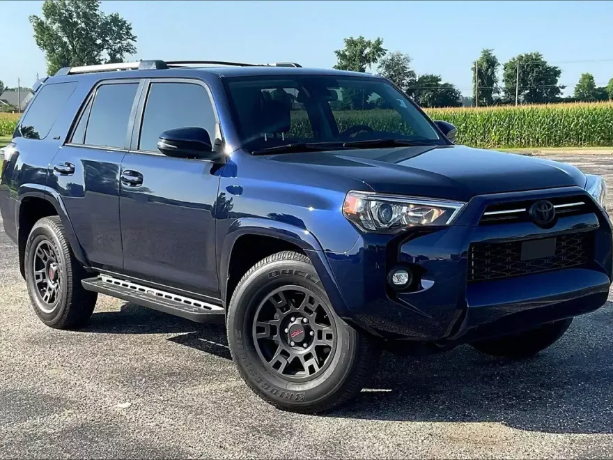 2024 Toyota 4Runner SR5 Premium photo 1