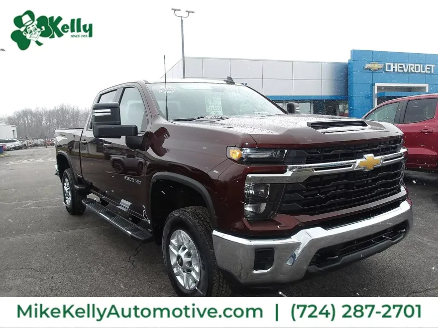 2024 Chevrolet Silverado 2500HD LT photo 1