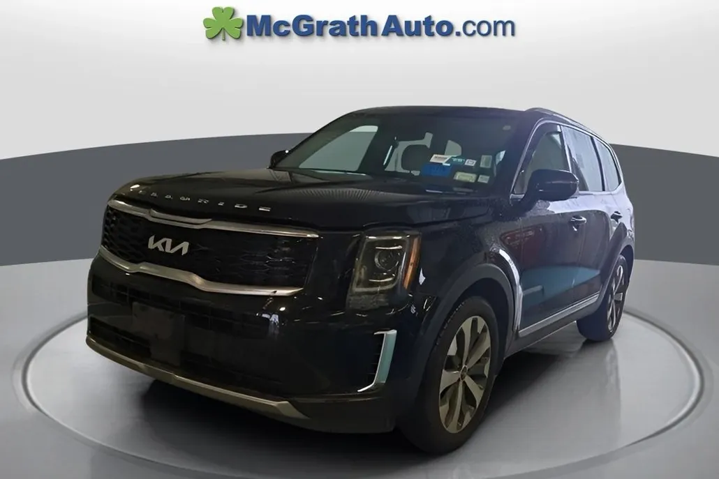 2022 Kia Telluride S photo 1