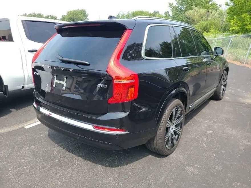 2024 Volvo XC90 B5 Plus photo 1