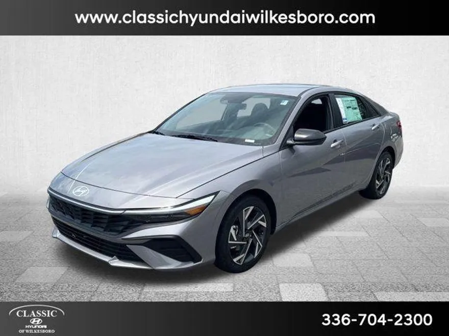 2025 Hyundai Elantra SEL Sport photo 1