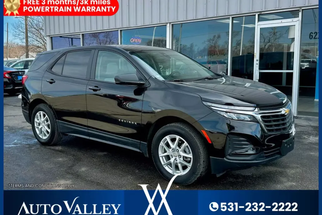 2024 Chevrolet Equinox LS photo 1