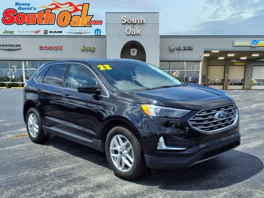 2022 Ford Edge SEL photo 1