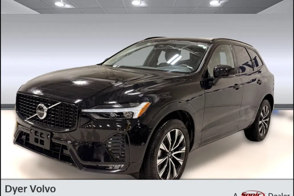 2025 Volvo XC60 Plus photo 1