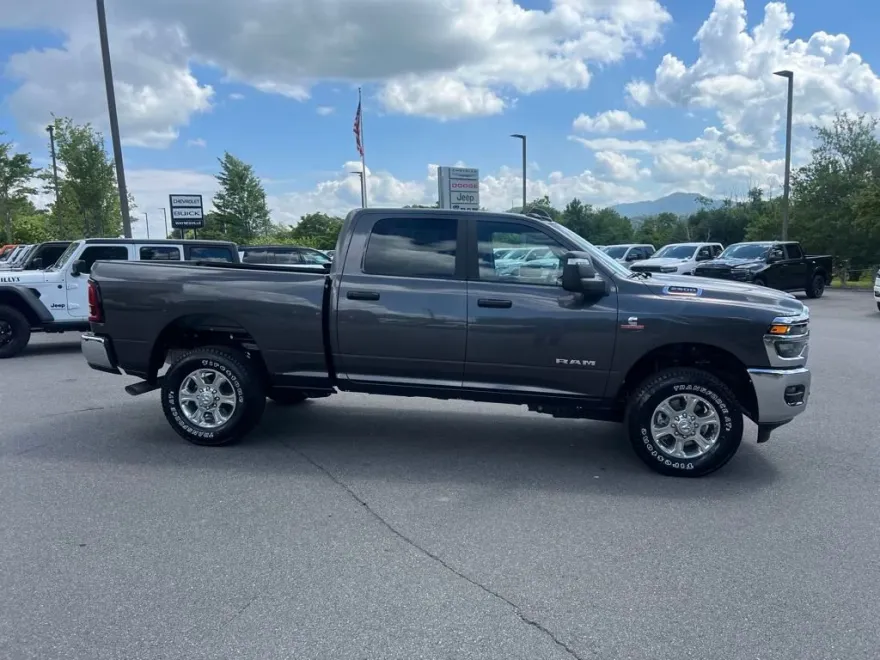 2025 Ram 2500 Big Horn photo 1