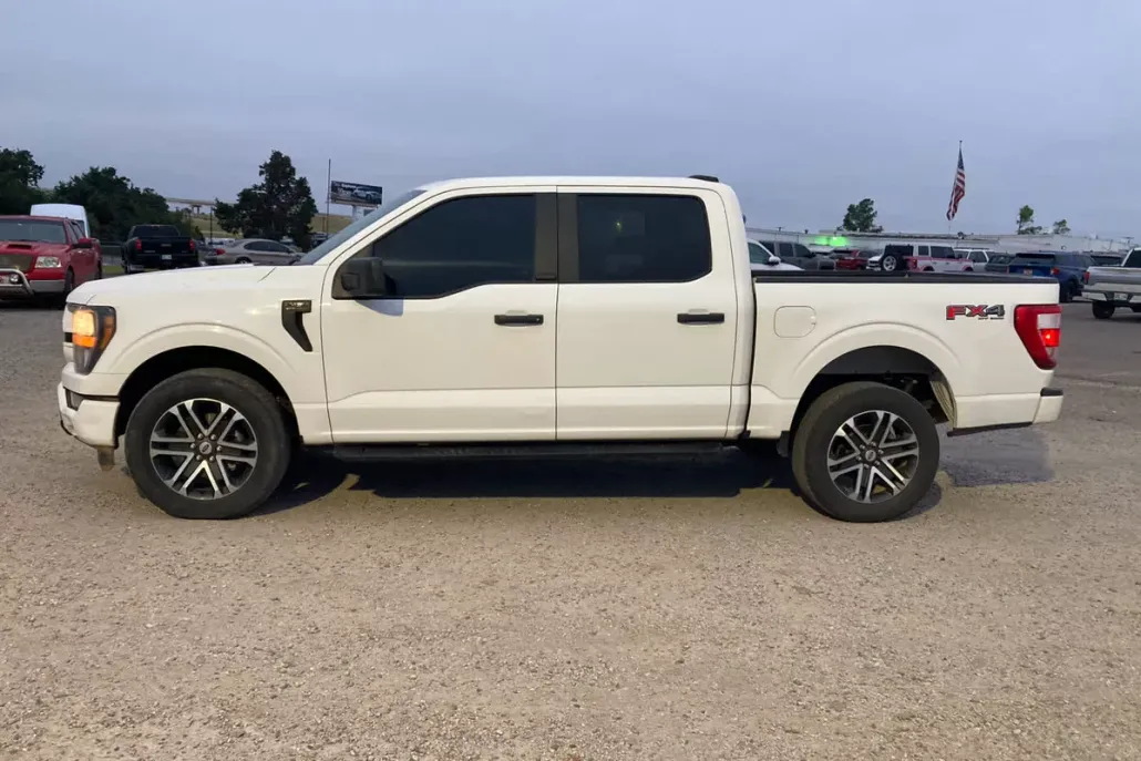 2023 Ford F-150 XL photo 1