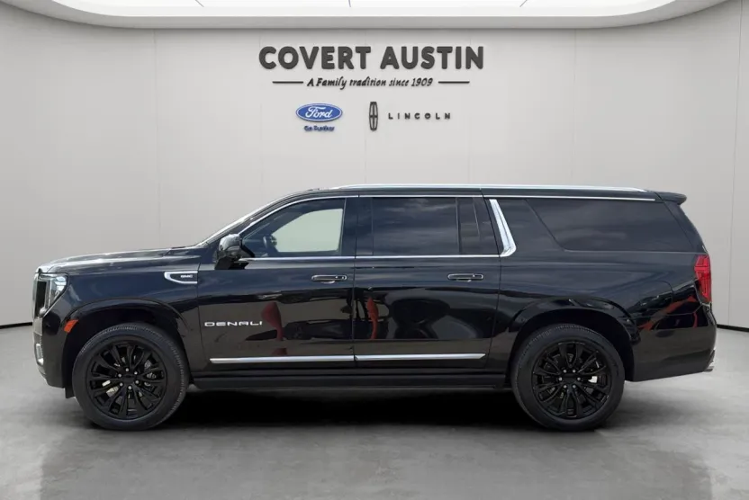 2023 Gmc Yukon XL Denali photo 1