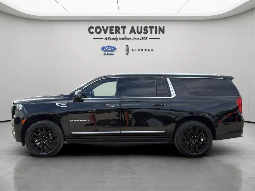 2023 Gmc Yukon XL Denali photo 1