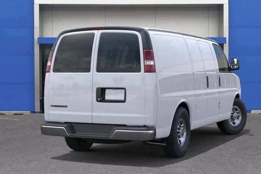 2025 Chevrolet Express Cargo 2500 photo 1