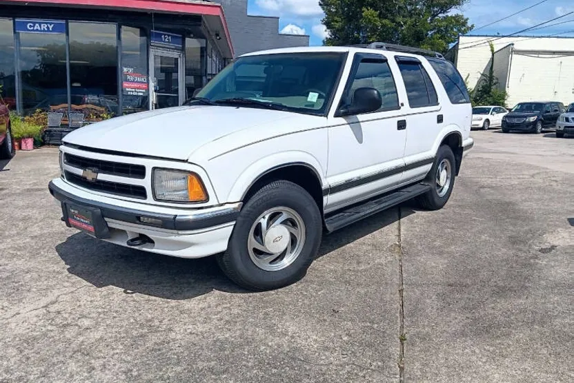 1997 Chevrolet Blazer photo 1
