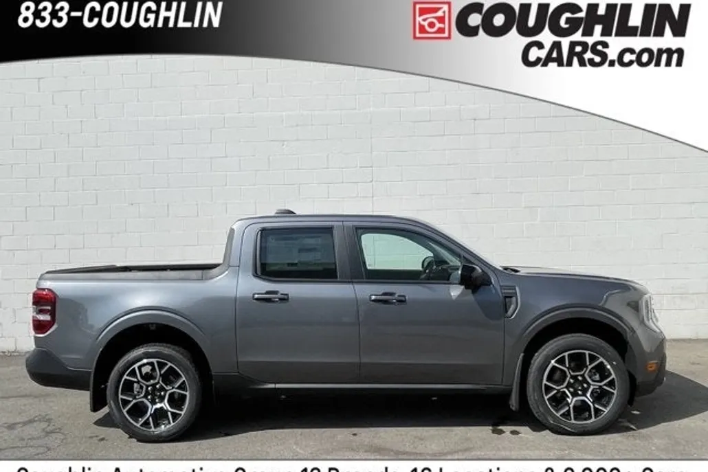 2025 Ford Maverick Lariat photo 1