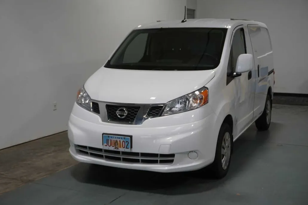 2016 Nissan NV200 SV photo 1