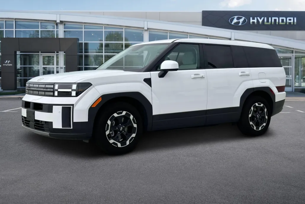 2025 Hyundai Santa Fe SE photo 1