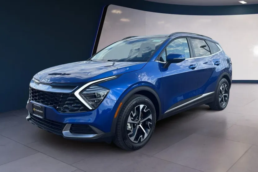 2025 Kia Sportage EX photo 1