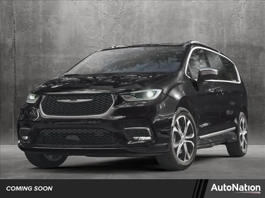 2025 Chrysler Pacifica photo 1