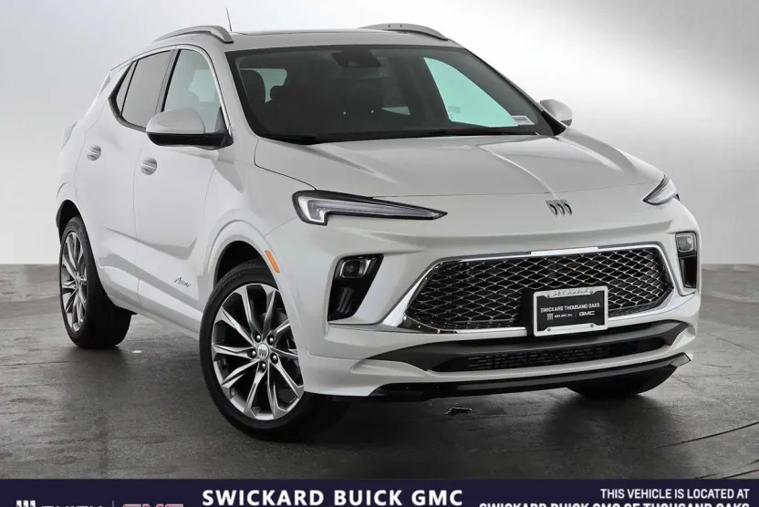 2026 Buick Encore GX Avenir photo 1
