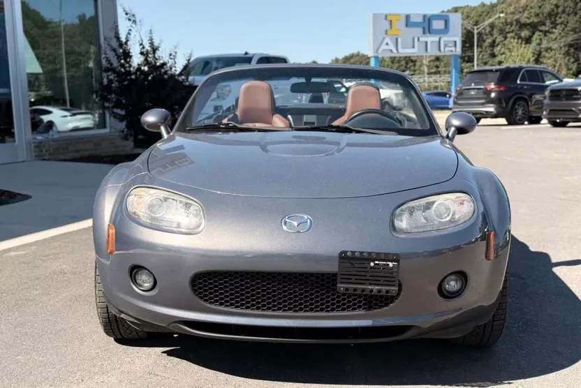 2006 Mazda MX-5 Miata Miata Base photo 1