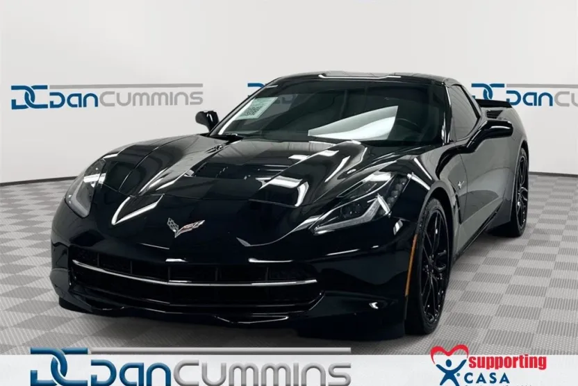 2017 Chevrolet Corvette Stingray 1LT photo 1