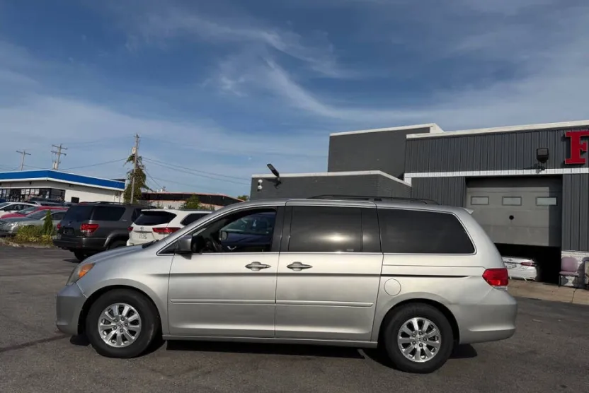 2009 Honda Odyssey EX photo 1