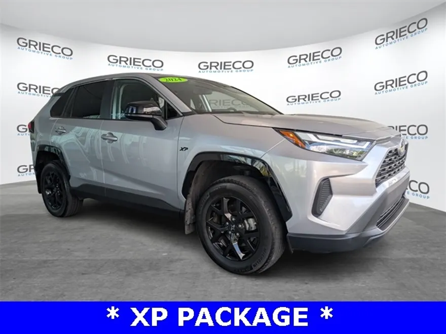 2024 Toyota RAV4 LE photo 1