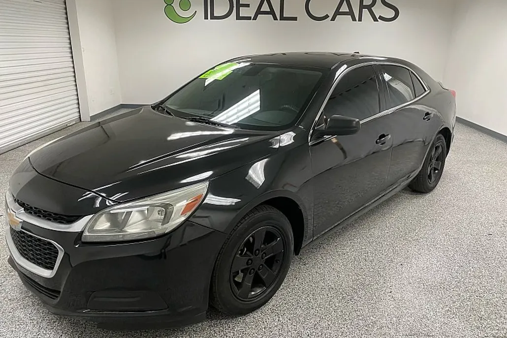 2014 Chevrolet Malibu LS photo 1