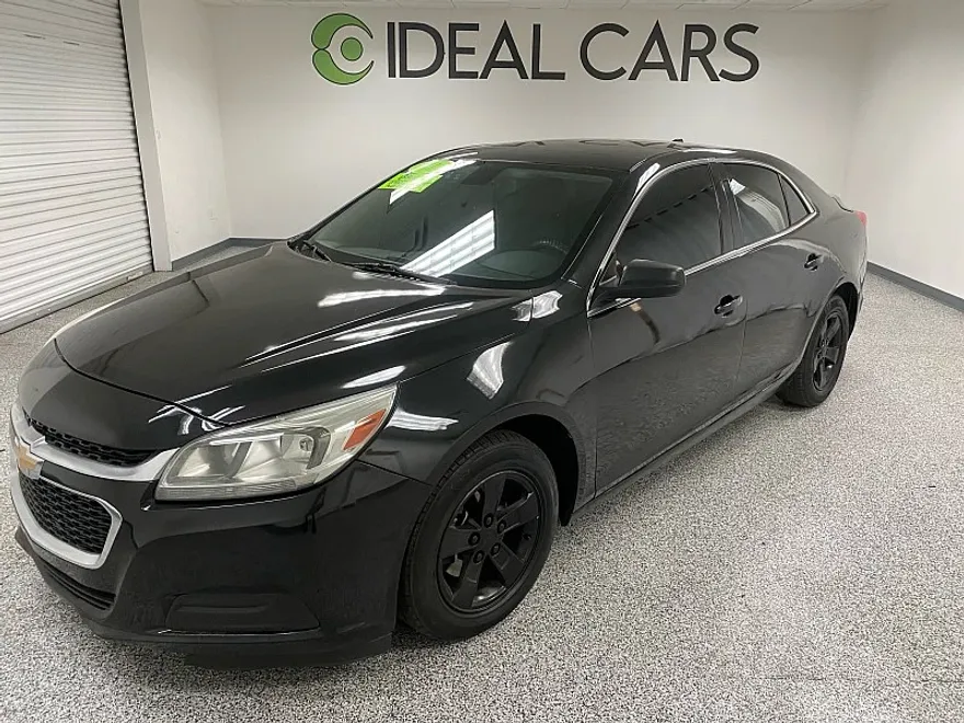 2014 Chevrolet Malibu LS photo 1