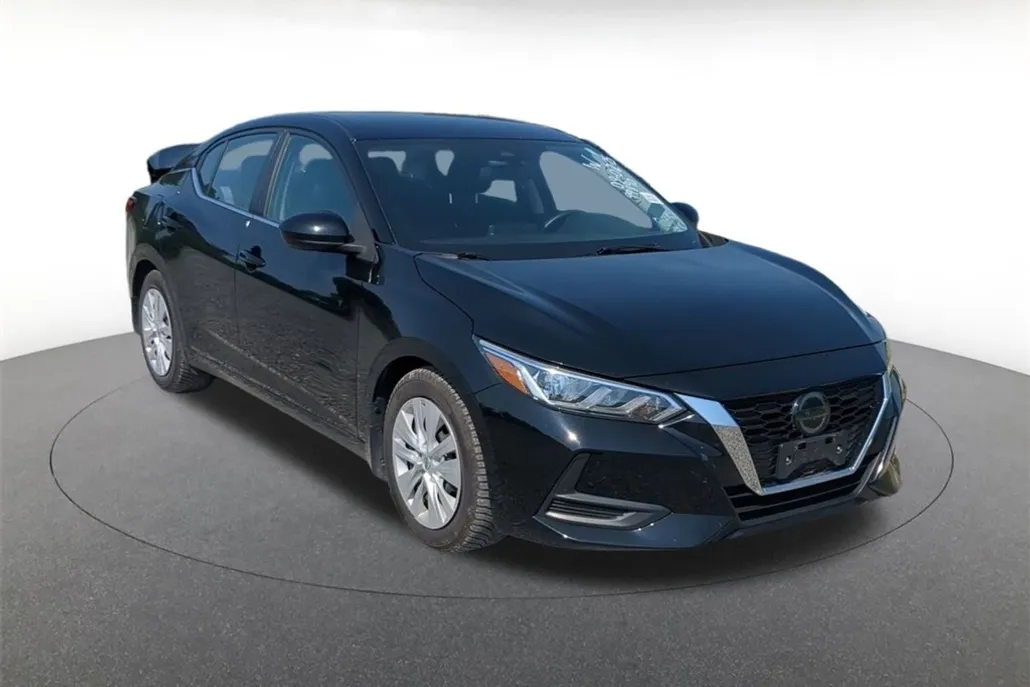 2021 Nissan Sentra S photo 1