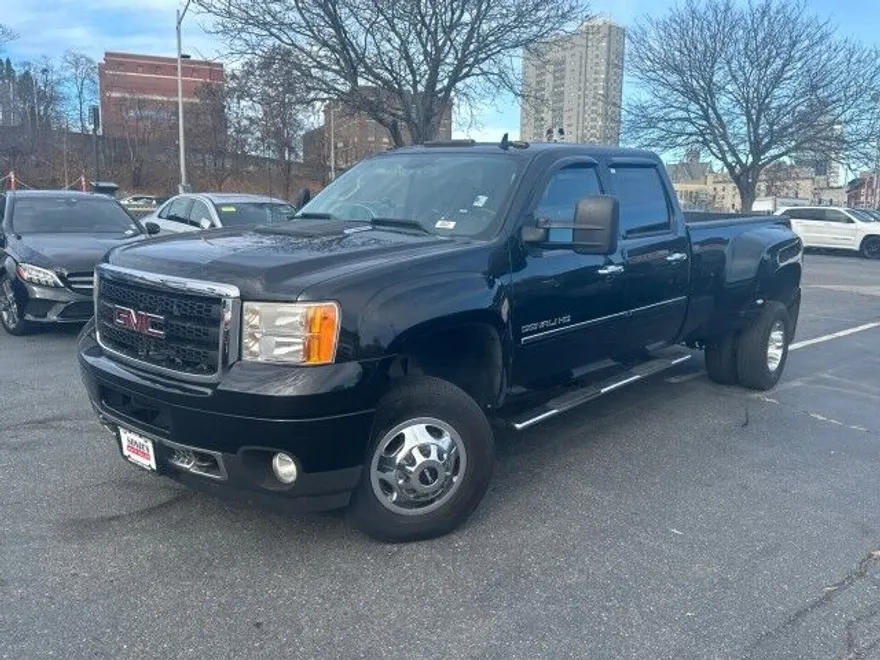 2011 Gmc Sierra Denali photo 1