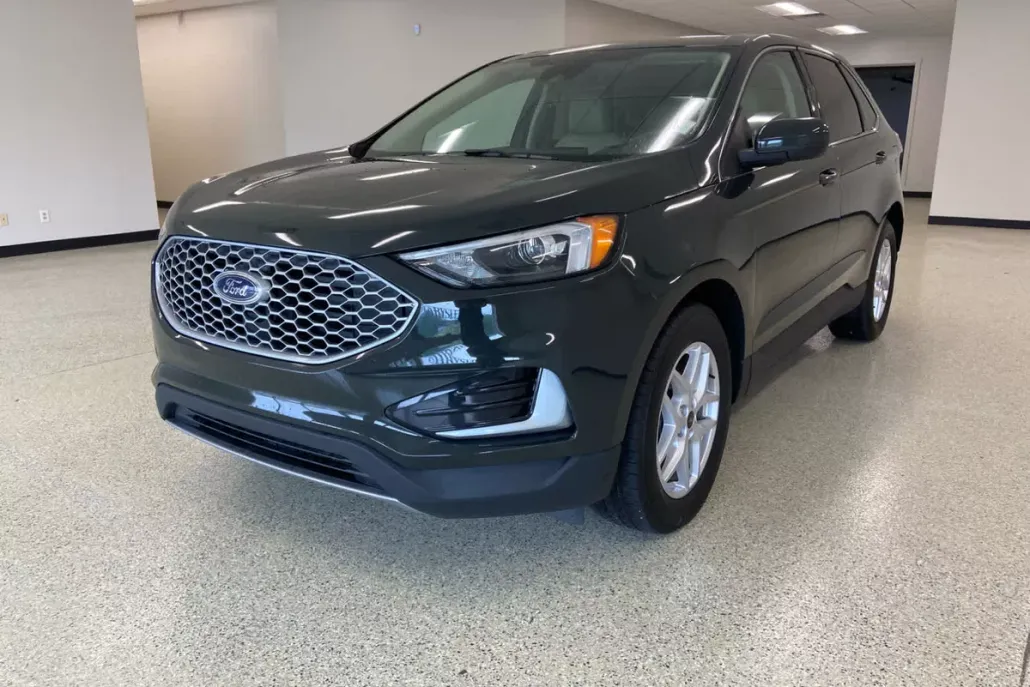 2024 Ford Edge SEL photo 1
