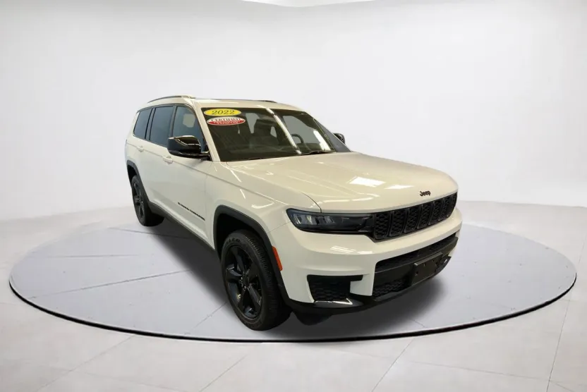 2022 Jeep Grand Cherokee Altitude photo 1