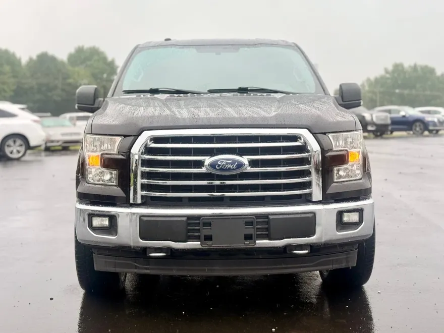 2017 Ford F-150 XLT photo 1