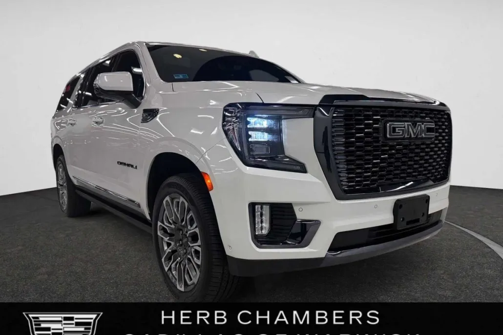 2023 Gmc Yukon XL Denali Ultimate photo 1