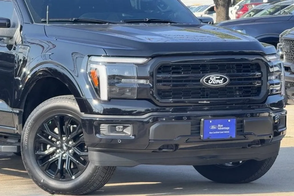 2025 Ford F-150 Lariat photo 1