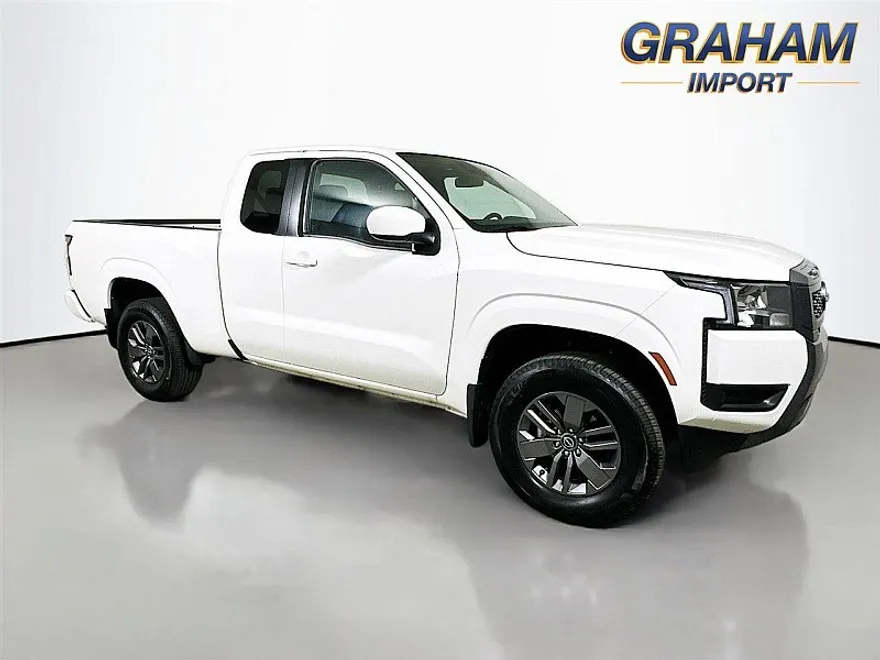 2025 Nissan Frontier King Cab SV photo 1