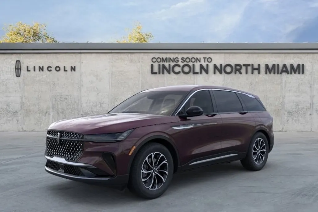 2025 Lincoln Nautilus Premiere photo 1