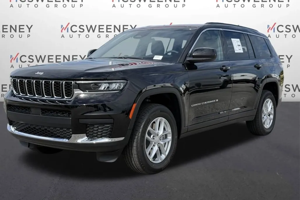 2025 Jeep Grand Cherokee Laredo photo 1