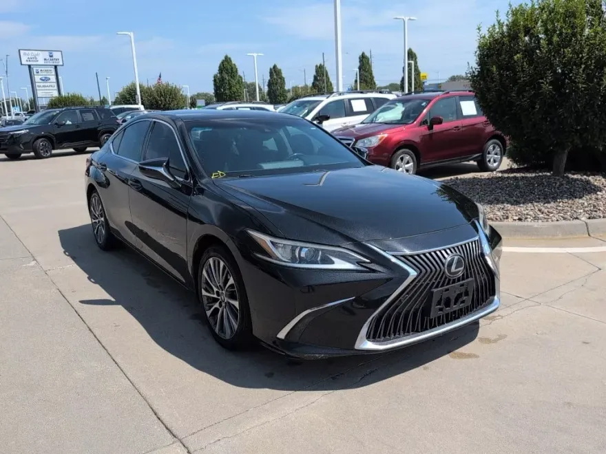 2019 Lexus ES 350 photo 1
