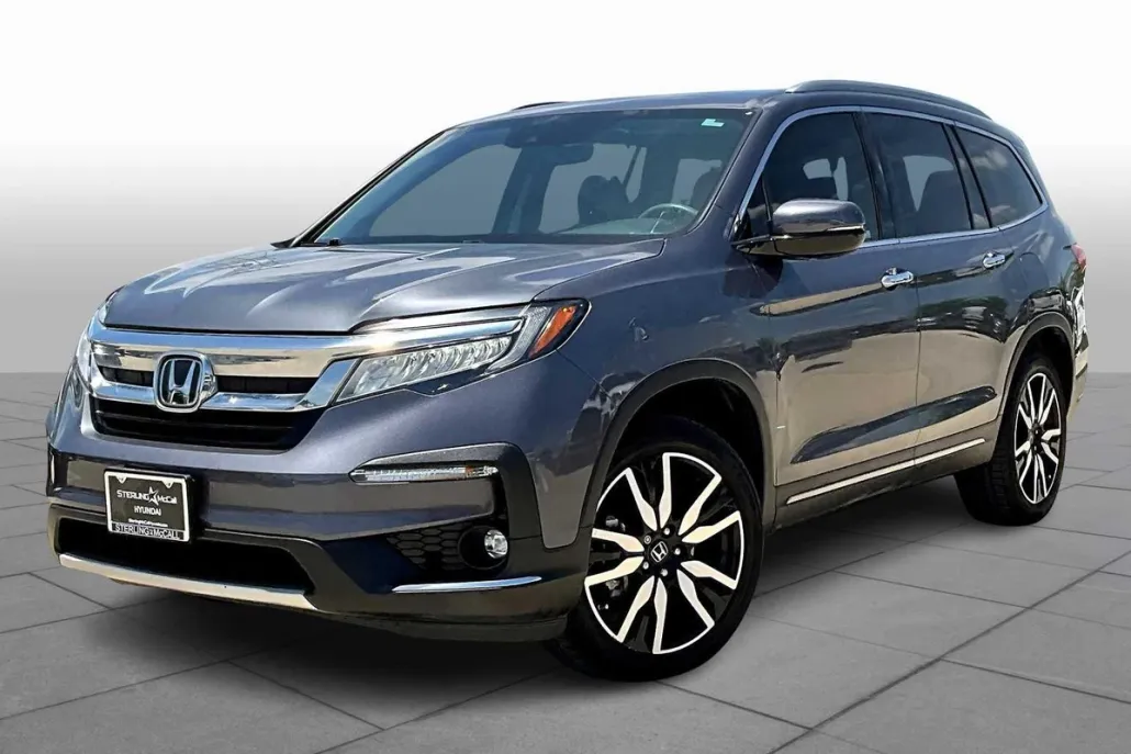 2022 Honda Pilot Touring photo 1