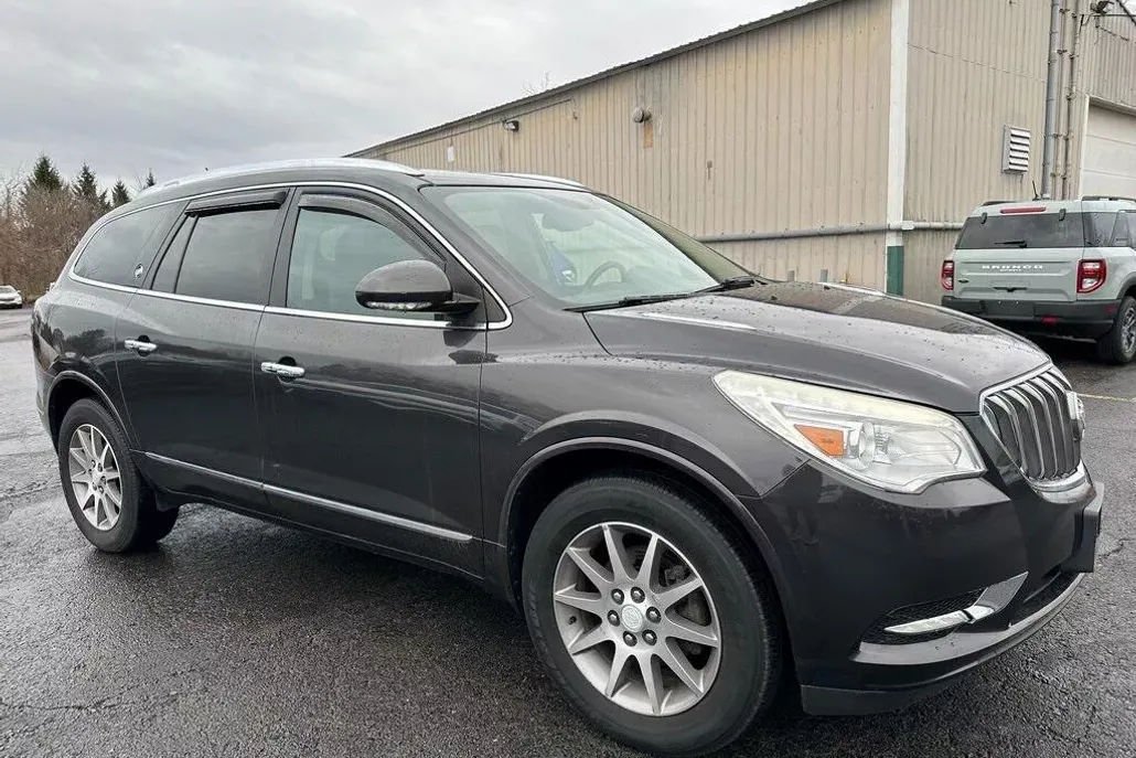 2015 Buick Enclave Leather photo 1