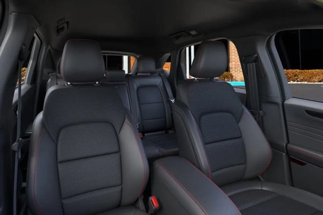 2026 Ford Escape ST-Line Select photo 1