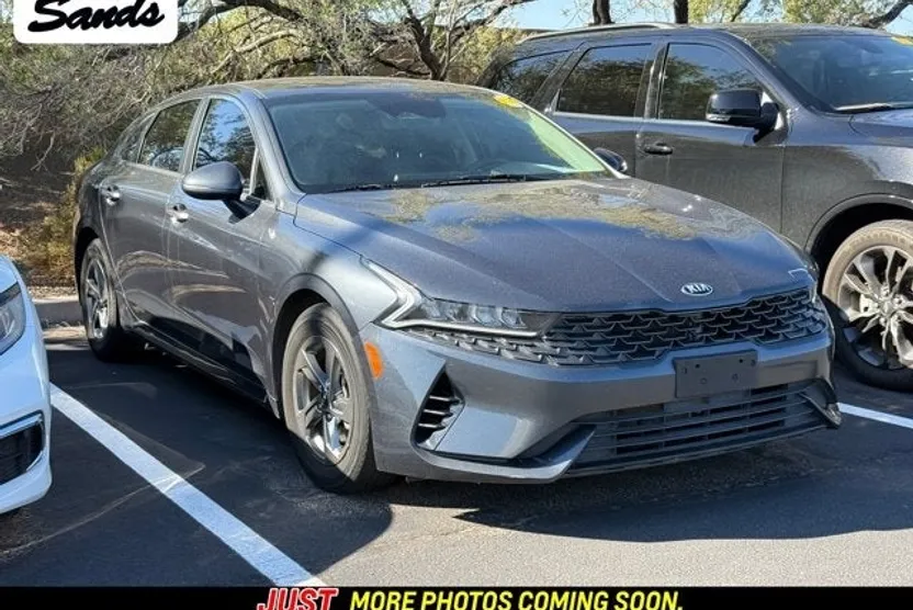 2021 Kia K5 LXS photo 1