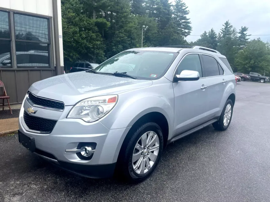 2011 Chevrolet Equinox LTZ photo 1