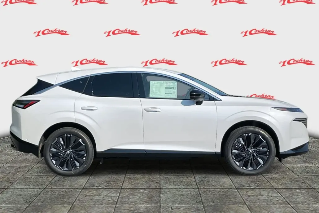 2025 Nissan Murano Platinum photo 1