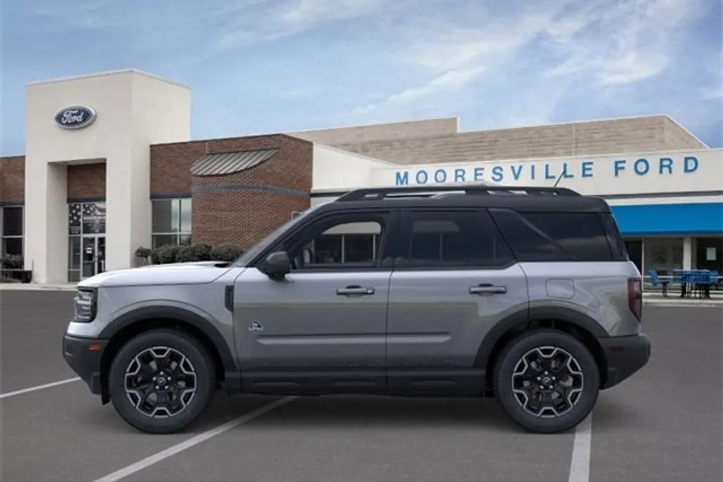 2025 Ford Bronco Sport Outer Banks photo 1
